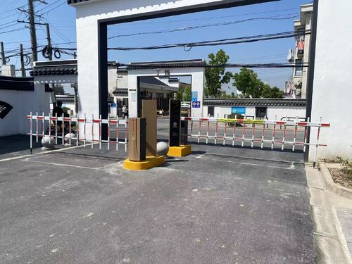 آخرین مورد شرکت E40Pro Barrier Gate | Chinese-style Community Entrance